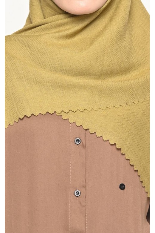 Hijab Segi 4 Voal Zaffron Lasercut Stupa Olive